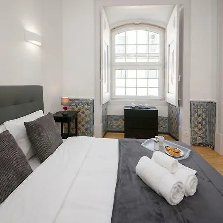 Luxurious Cais Do Sodre - 4 Bedrooms With Amazing View *